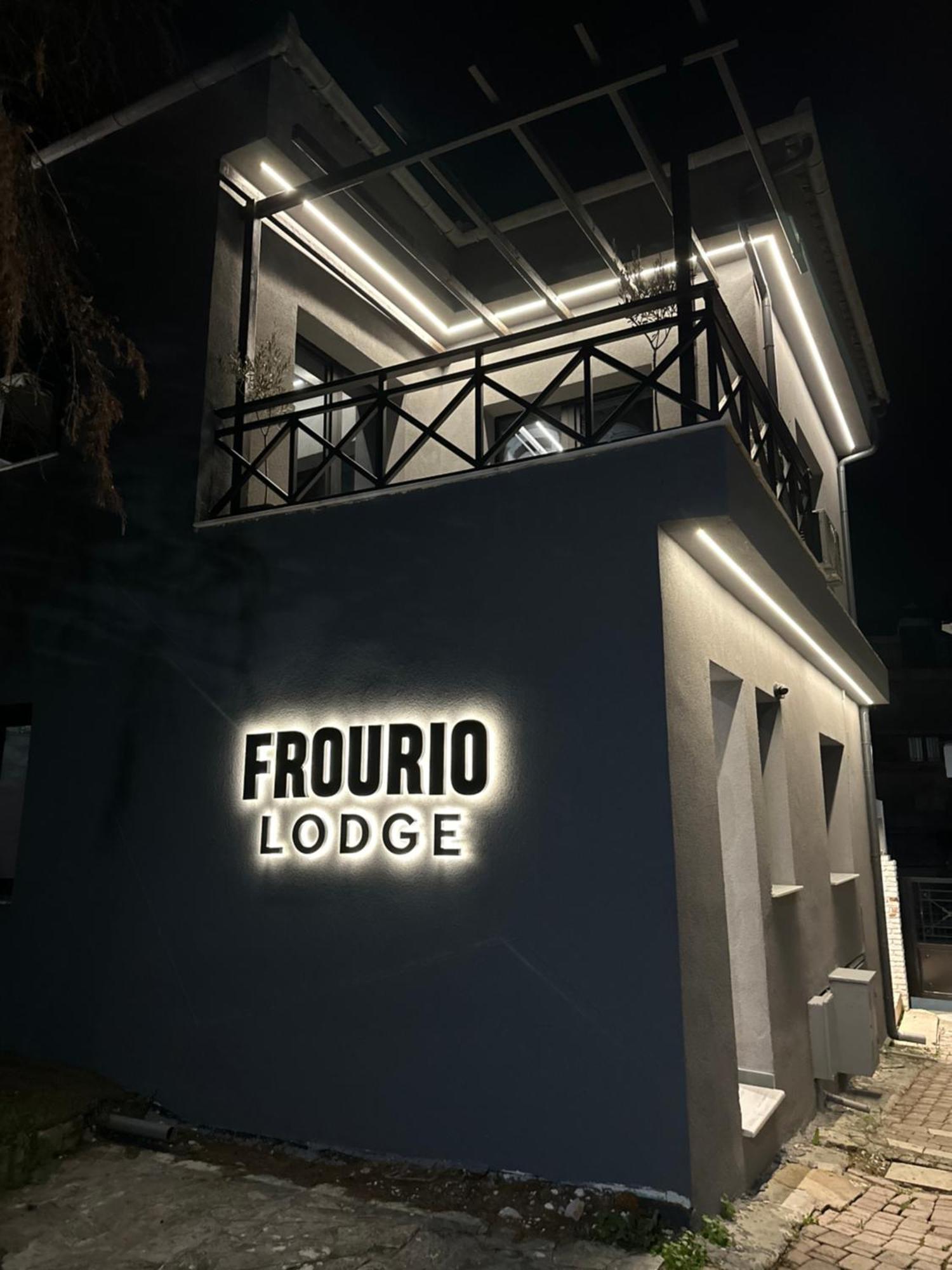 Frourio Lodge Α1 Larissa Extérieur photo